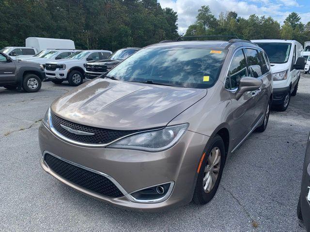 used 2017 Chrysler Pacifica car, priced at $9,985