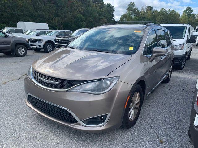 used 2017 Chrysler Pacifica car, priced at $9,985