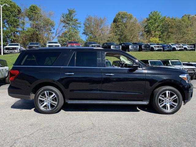 used 2023 Ford Expedition car, priced at $49,514