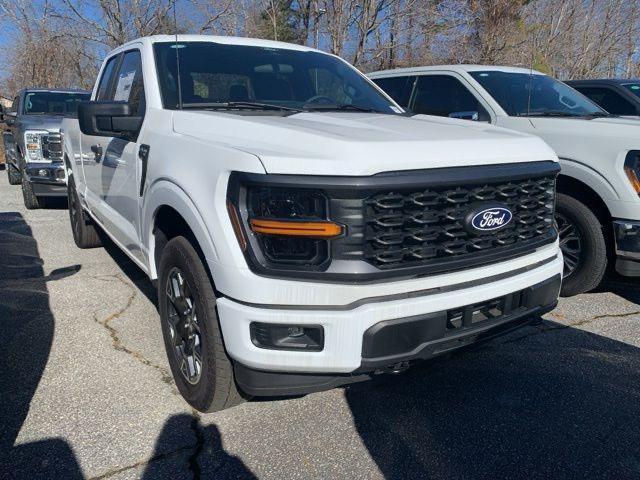 new 2024 Ford F-150 car, priced at $47,005