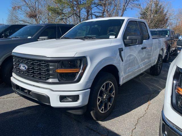 new 2024 Ford F-150 car, priced at $47,005