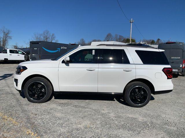 new 2024 Ford Expedition car, priced at $69,090