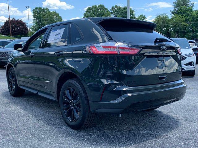 new 2024 Ford Edge car, priced at $33,699