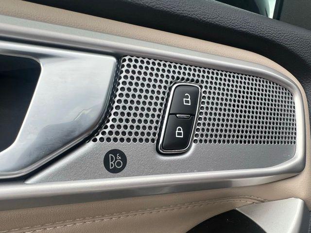used 2022 Ford Explorer car, priced at $32,888