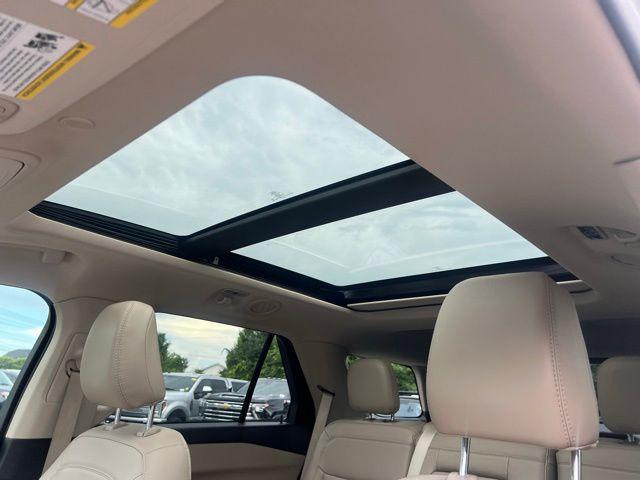 used 2022 Ford Explorer car, priced at $32,888