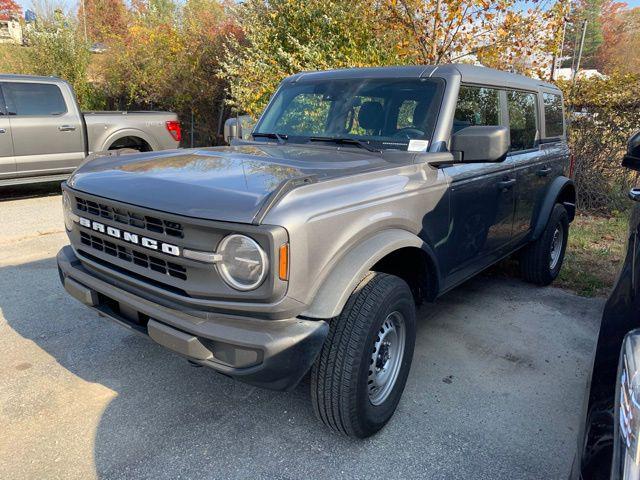 new 2025 Ford Bronco car, priced at $43,075