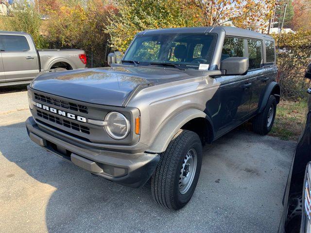 new 2025 Ford Bronco car, priced at $43,075
