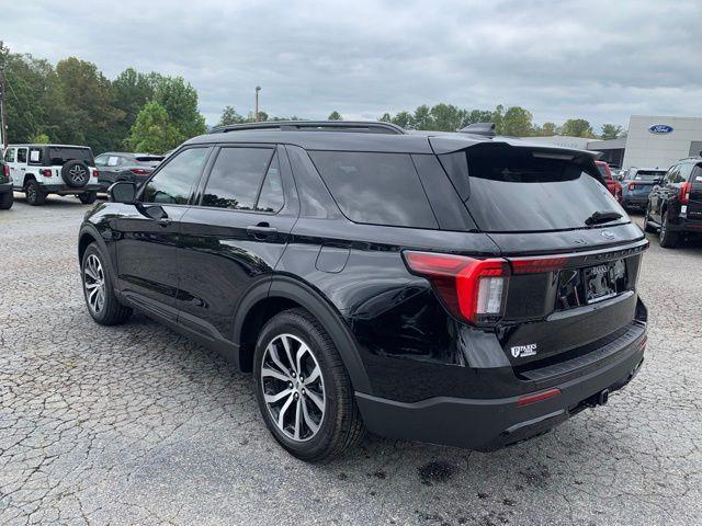new 2025 Ford Explorer car, priced at $40,887