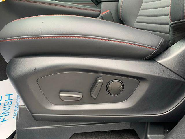 new 2025 Ford Explorer car, priced at $40,887