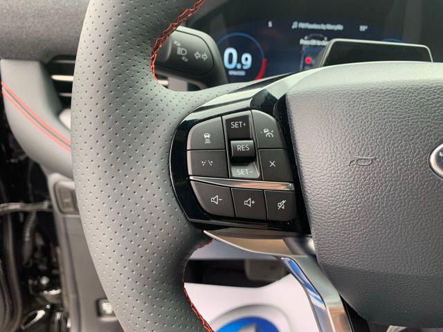 new 2025 Ford Explorer car, priced at $40,887