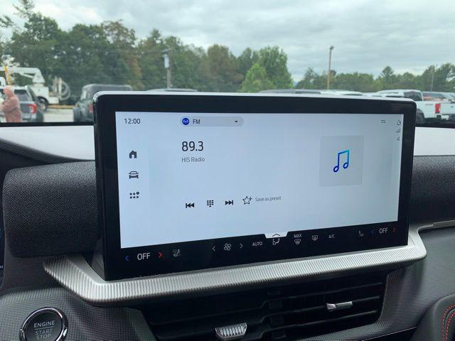 new 2025 Ford Explorer car, priced at $40,887