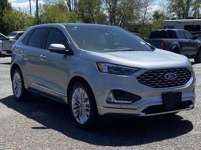 new 2024 Ford Edge car, priced at $42,318