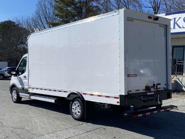 new 2024 Ford Transit-350 car