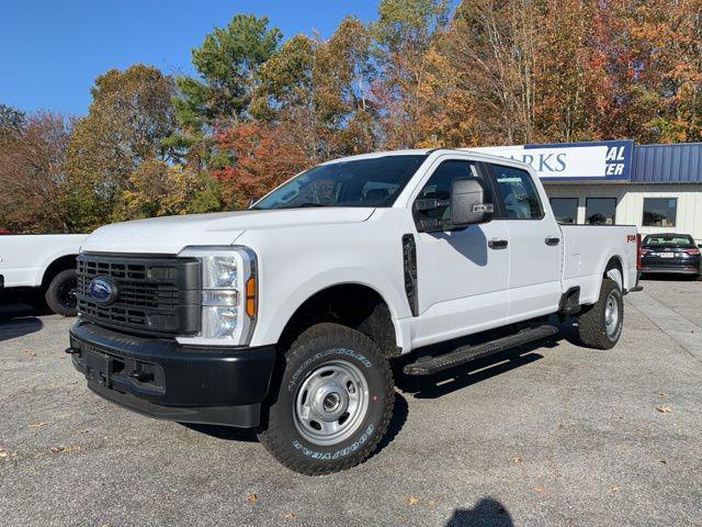 new 2024 Ford F-250 car, priced at $51,615