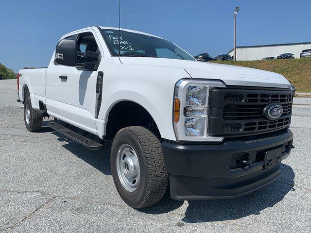 new 2024 Ford F-350 car