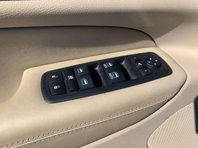 used 2018 Jeep Grand Cherokee car, priced at $19,318