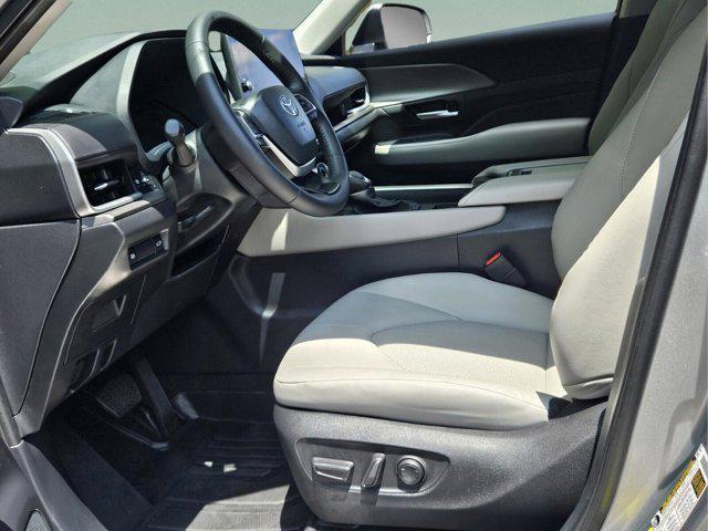 used 2025 Toyota Grand Highlander car, priced at $48,550
