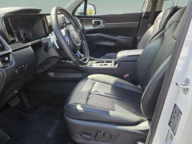 used 2021 Kia Sorento Hybrid car, priced at $23,399