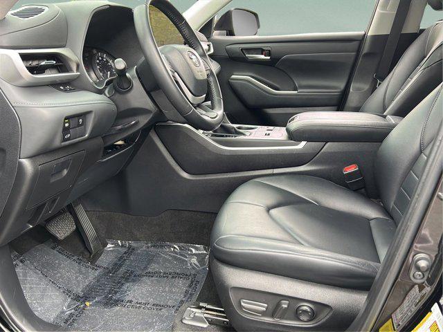 used 2023 Toyota Highlander car, priced at $35,458