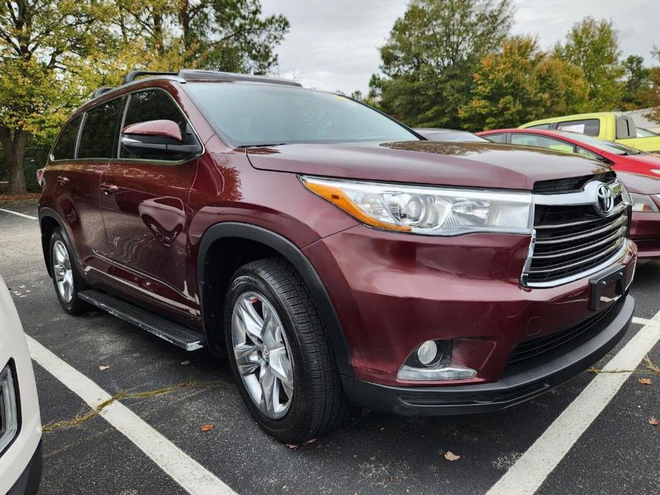 used 2015 Toyota Highlander car, priced at $21,151