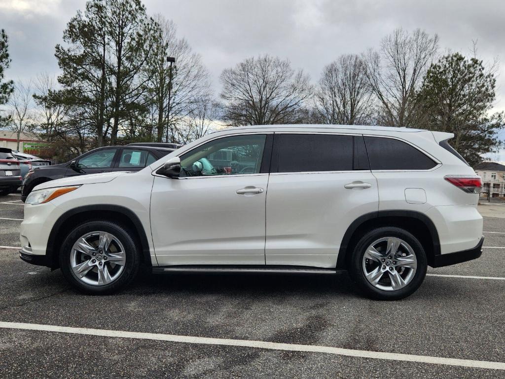 used 2016 Toyota Highlander car, priced at $19,915