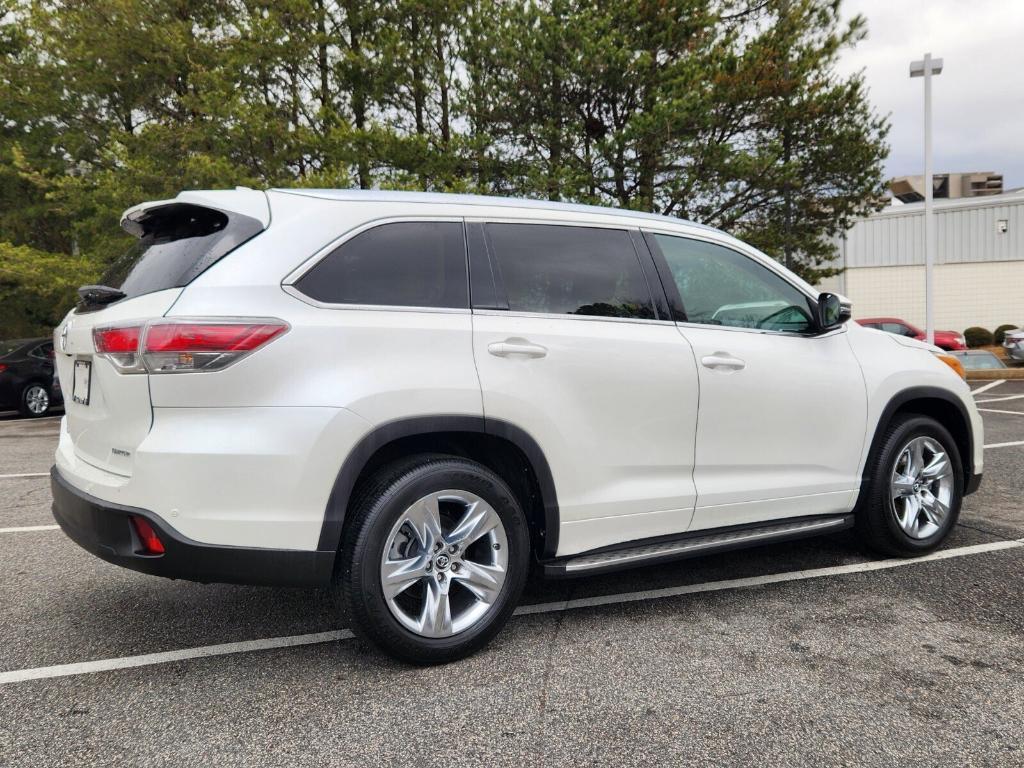 used 2016 Toyota Highlander car, priced at $19,915