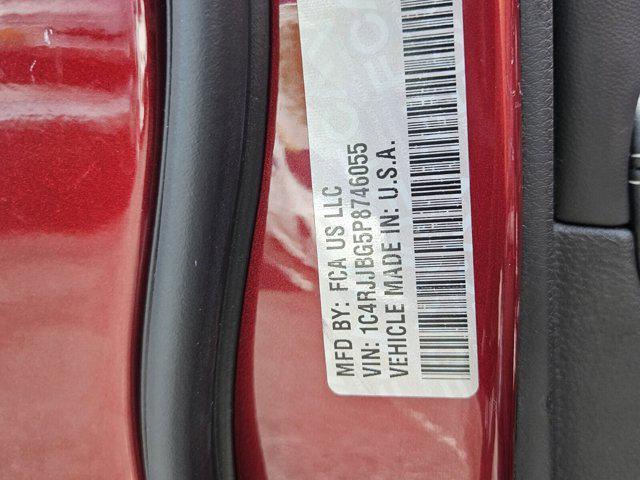 used 2023 Jeep Grand Cherokee L car, priced at $32,935