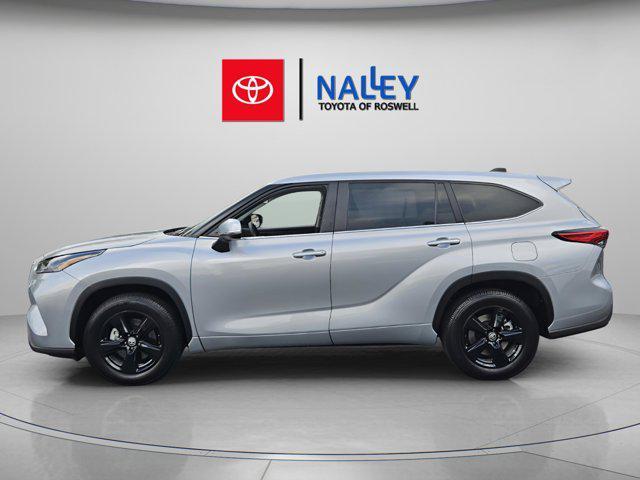 used 2023 Toyota Highlander car, priced at $33,866