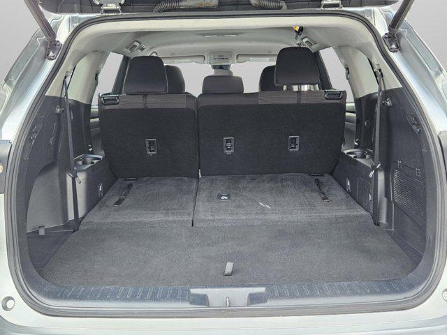 used 2023 Toyota Highlander car, priced at $33,866