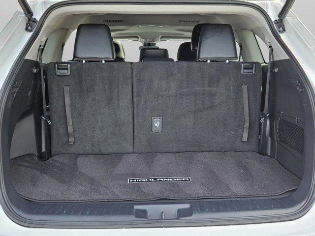 used 2023 Toyota Highlander car, priced at $40,020
