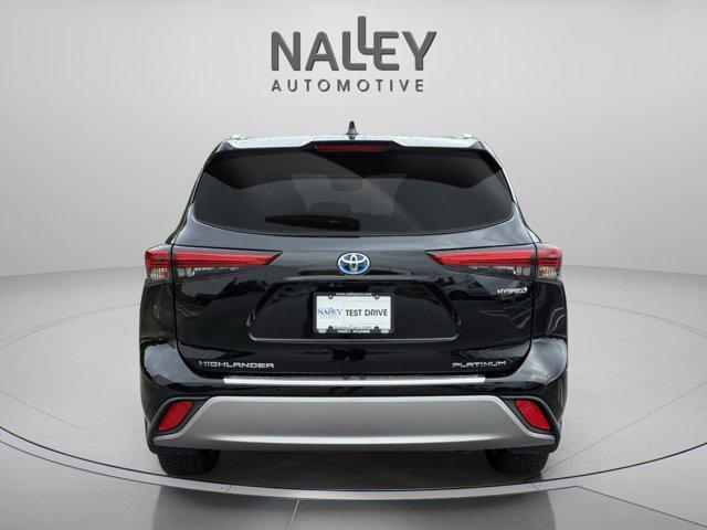 used 2022 Toyota Highlander Hybrid car, priced at $38,919