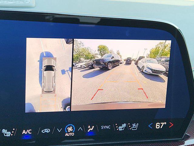 used 2024 Chevrolet Traverse car, priced at $43,246