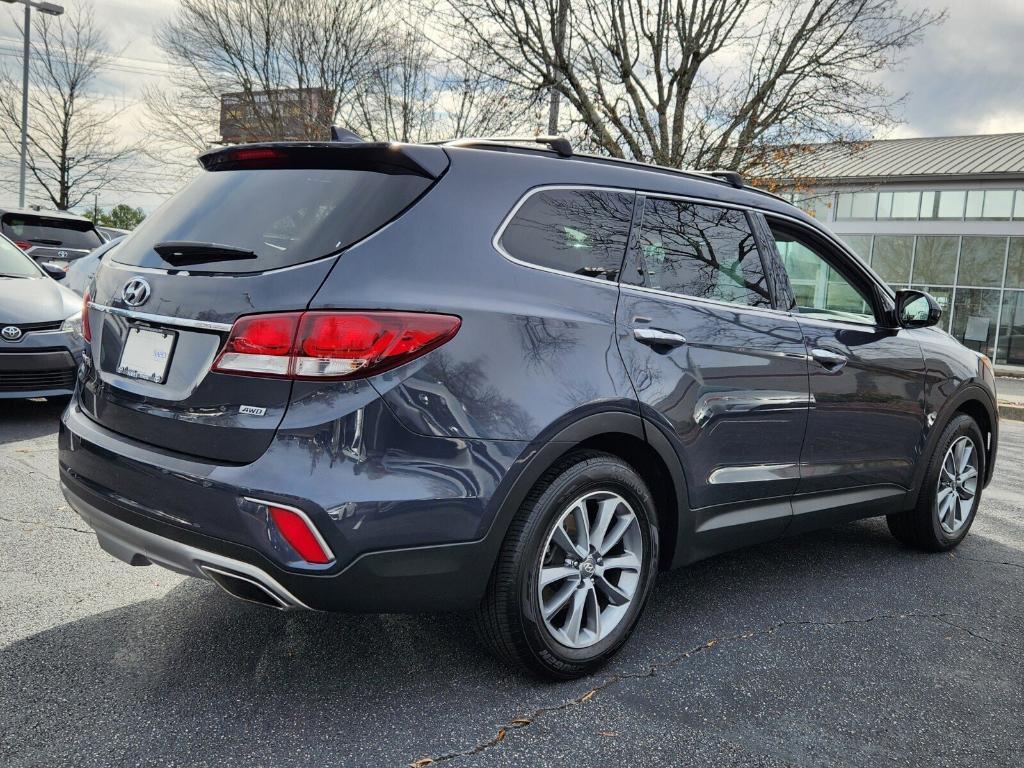 used 2018 Hyundai Santa Fe car, priced at $15,527