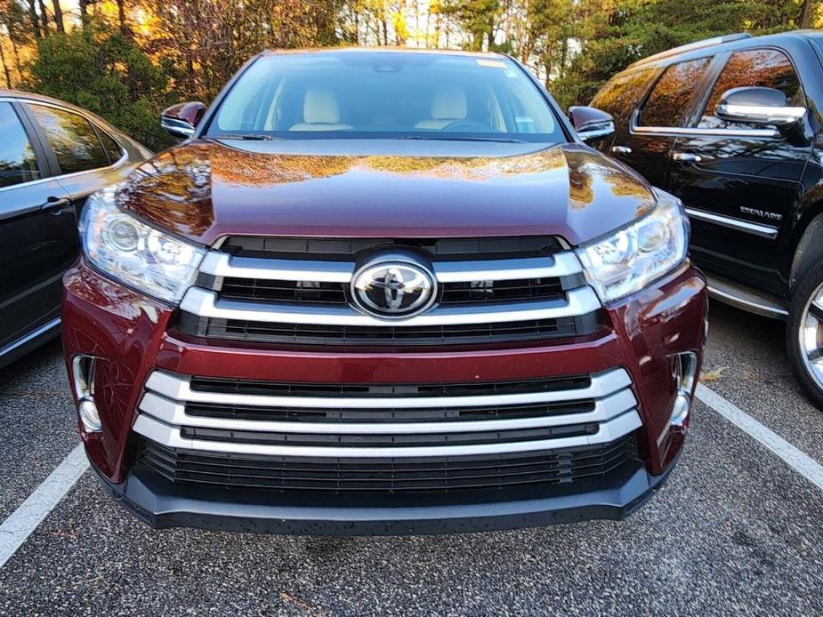 used 2017 Toyota Highlander car, priced at $25,712