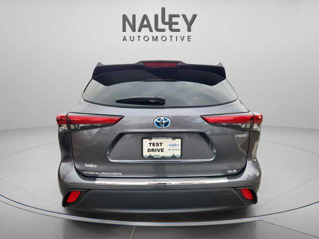 used 2021 Toyota Highlander Hybrid car, priced at $35,711