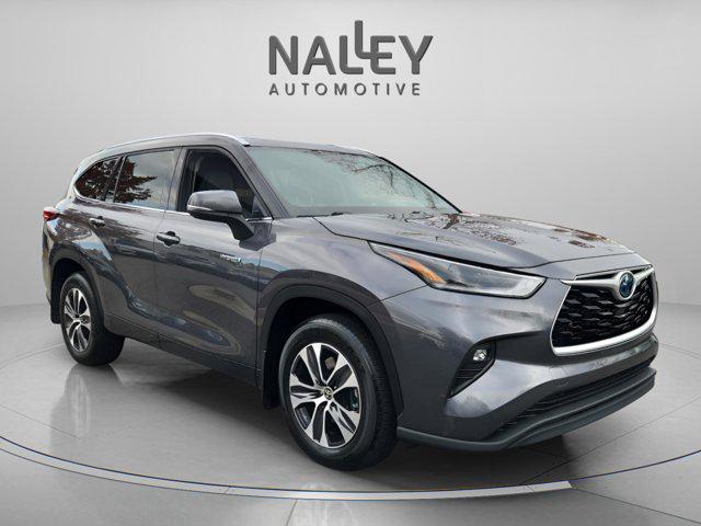 used 2021 Toyota Highlander Hybrid car, priced at $35,711