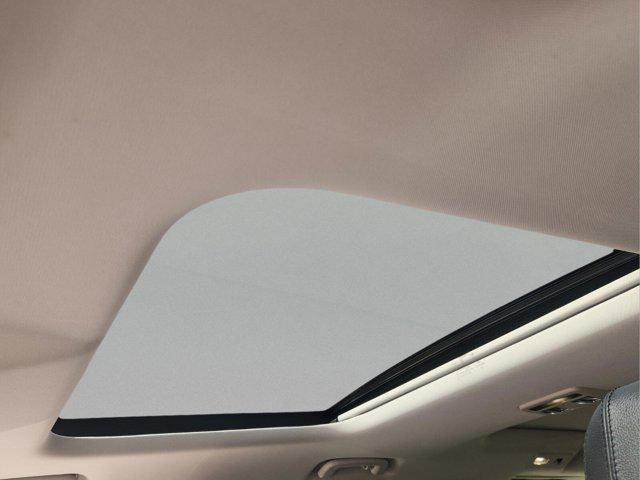 used 2020 Land Rover Discovery car, priced at $17,023