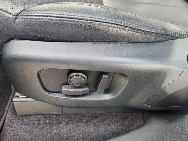 used 2020 Land Rover Discovery car, priced at $17,023