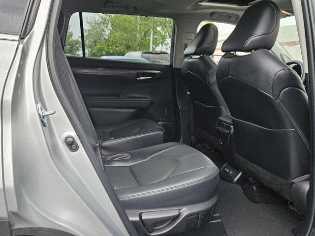 used 2023 Toyota Highlander car, priced at $45,295