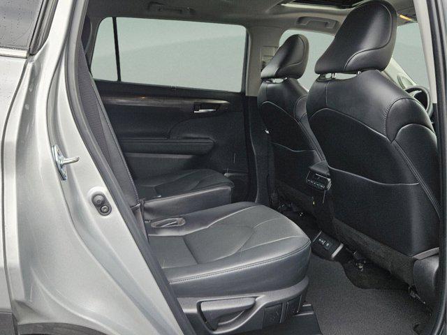 used 2023 Toyota Highlander car, priced at $43,145