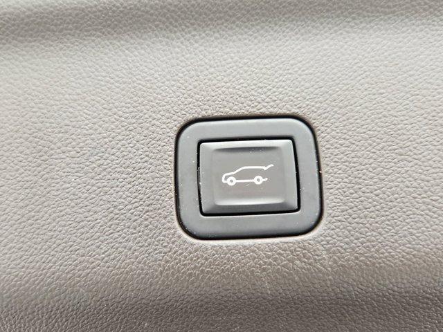 used 2021 GMC Yukon car, priced at $54,637