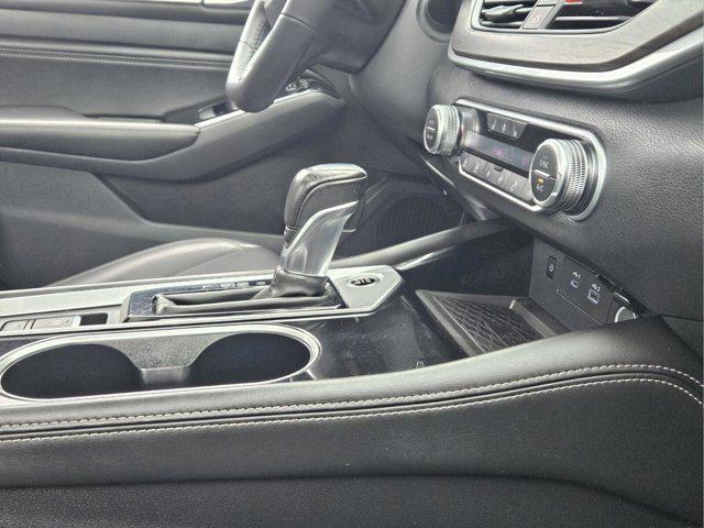 used 2023 Nissan Altima car, priced at $23,284