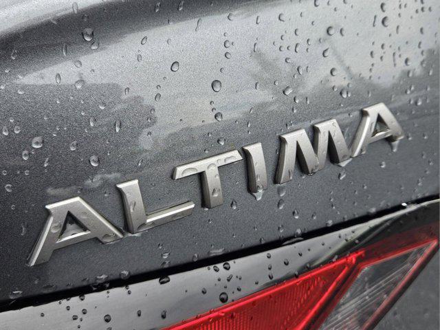 used 2023 Nissan Altima car, priced at $23,284