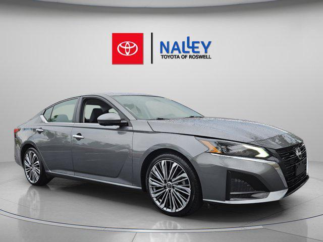 used 2023 Nissan Altima car, priced at $23,284