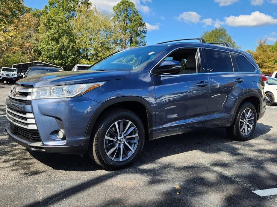 used 2018 Toyota Highlander car, priced at $18,954