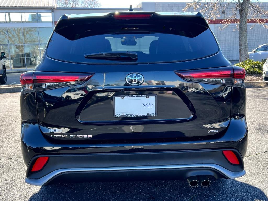 used 2024 Toyota Highlander car, priced at $41,825