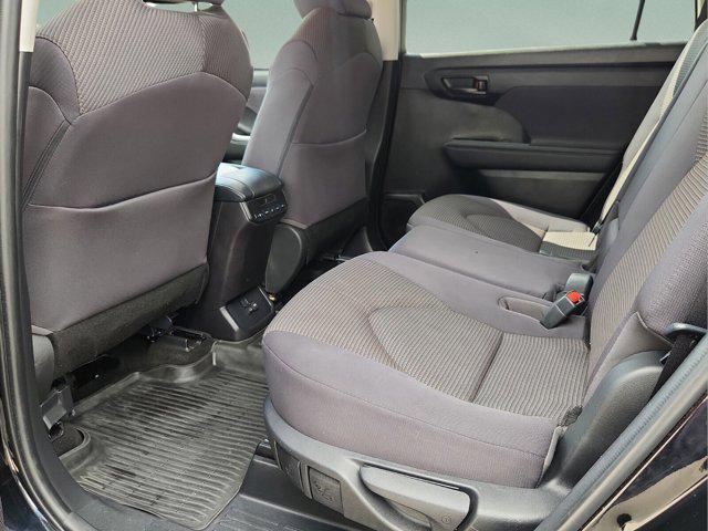 used 2023 Toyota Highlander car, priced at $31,793