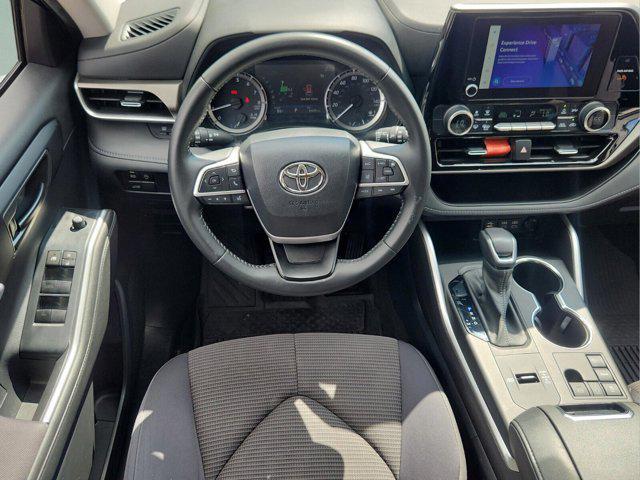 used 2023 Toyota Highlander car, priced at $31,793