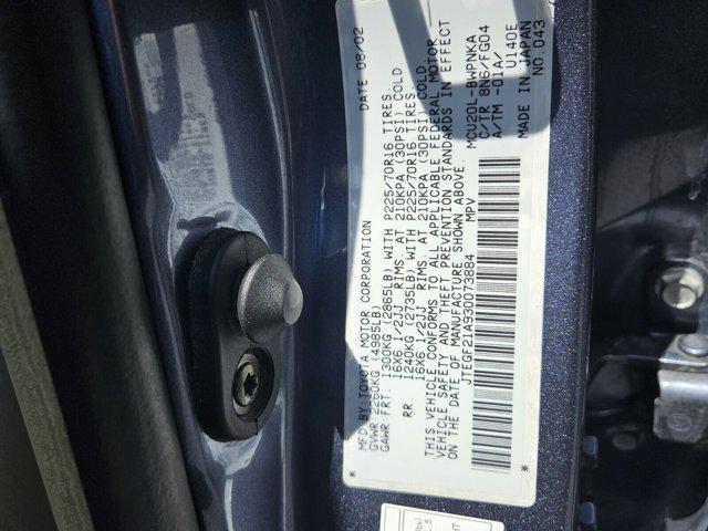 used 2003 Toyota Highlander car, priced at $9,994