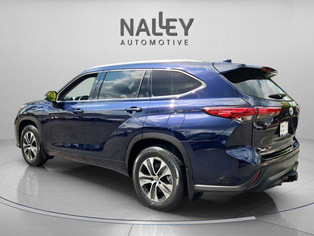 used 2020 Toyota Highlander car, priced at $29,906